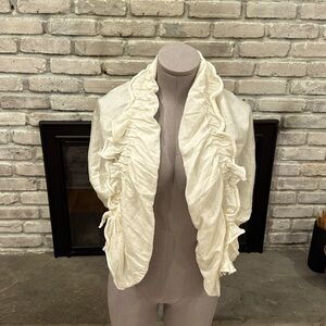 NWT Romeo & Juliet Couture size M sweater/ throw